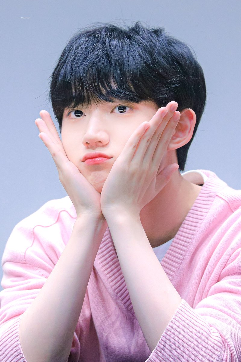 Dearest_Aug9's tweet photo. [HQ] 221002 애플뮤직 대면

#템페스트 #TEMPEST #형섭 #HYEONGSEOP #ヒョンソプ @TPST__official https://t.co/BbQMdhVg3v