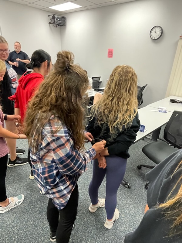 MilfordEagles's tweet photo. Southeast Nebraska Career Academy Partnership hosted a Criminal Justice field trip. Eliza McGuire experienced hands-on opportunities regarding the daily procedures, investigation strategies, and safety components in the law enforcement career field. #milfordsoar https://t.co/rhy3jdGS2m