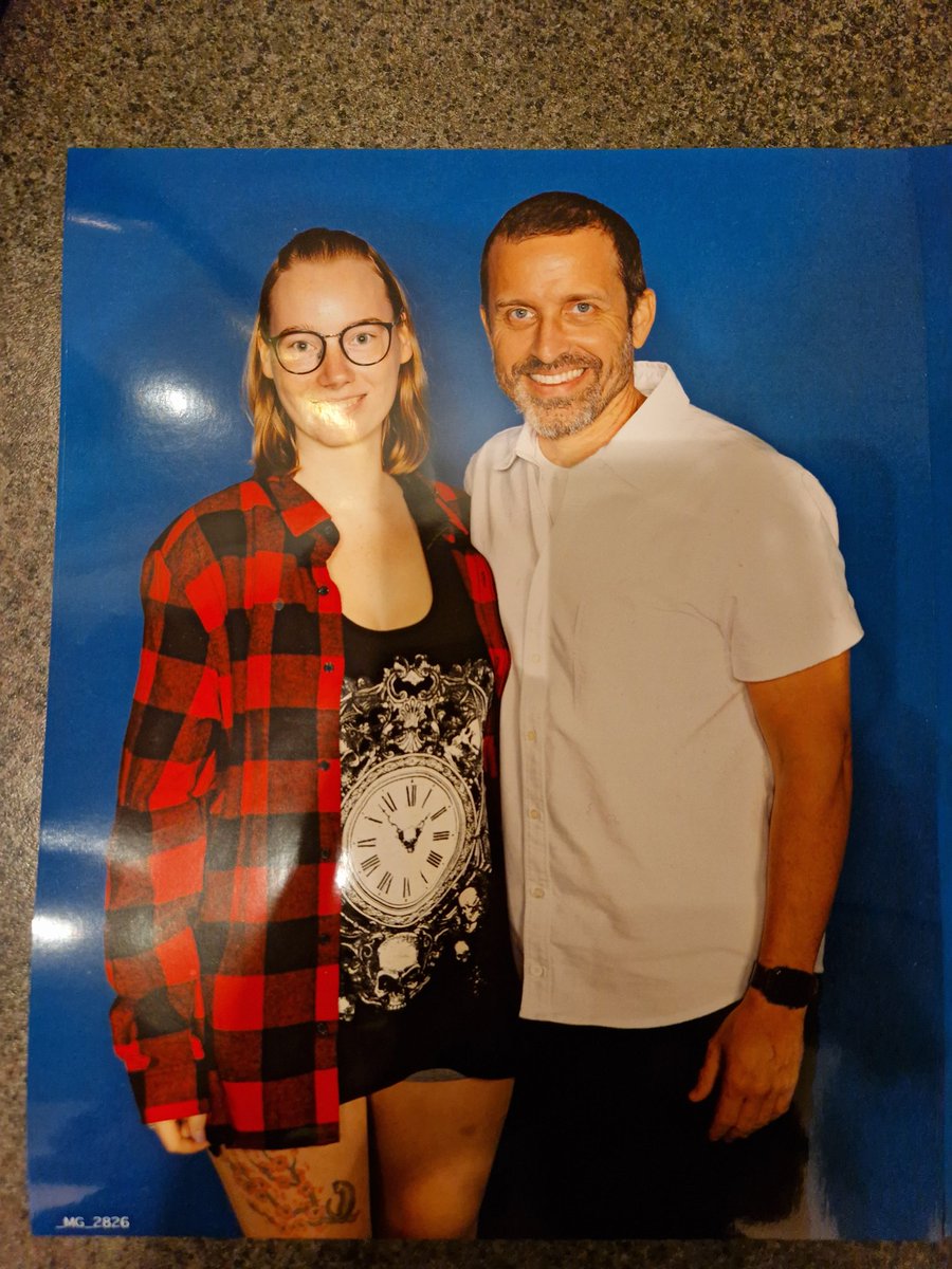 JassiSenpai's tweet photo. Thank you!!! @RobBenedict 😊😊 https://t.co/RIHd7FKihq