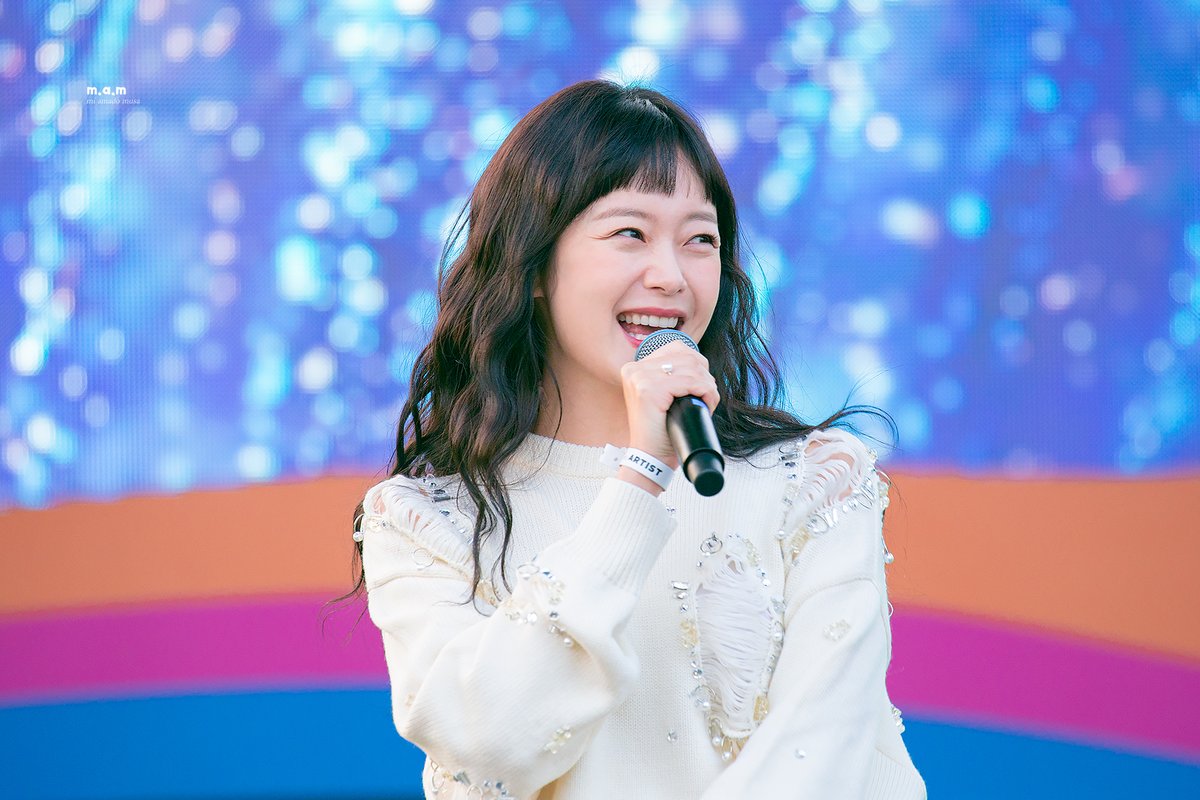 soran_shutter's tweet photo. 221022 그랜드 민트 페스티벌 gmf
#소란 #전소민 https://t.co/pNcdeDOevb