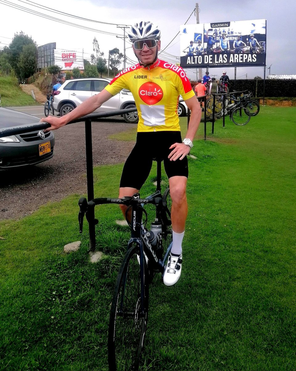 Edwin_Joya's tweet photo. Alto de las Arepas..... 😋
La Calera.... ⛰️
#lacalera #altodepatios #altodelasarepas #soyciclista #soyciclista #focusbikes #focus #colombia #focusparaline #ridebeyond #rider #colombia https://t.co/64l0ioTQXe
