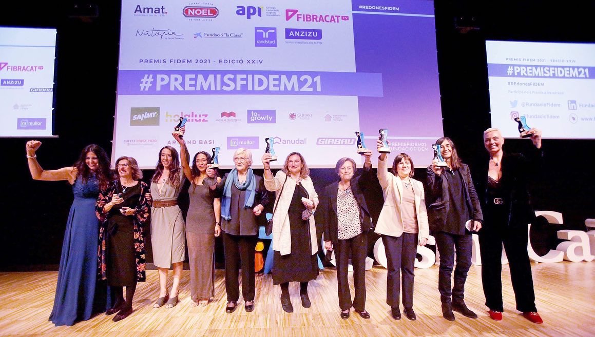 FundacioFidem's tweet photo. Recordem la gala dels #PremisFidem21 amb aquest petit resum dels millors moments…
No et perdis l’edició XXV dels #PremisFIDEM, la #GalaHomenatge del #25Aniversari de la Fundació!🎉🥳
📍🗓️15.11.22 | Petit Palau del Palau de la Música Catalana
Entrades: https://t.co/91VJBDjmqN https://t.co/nUOOKv6Pyu
