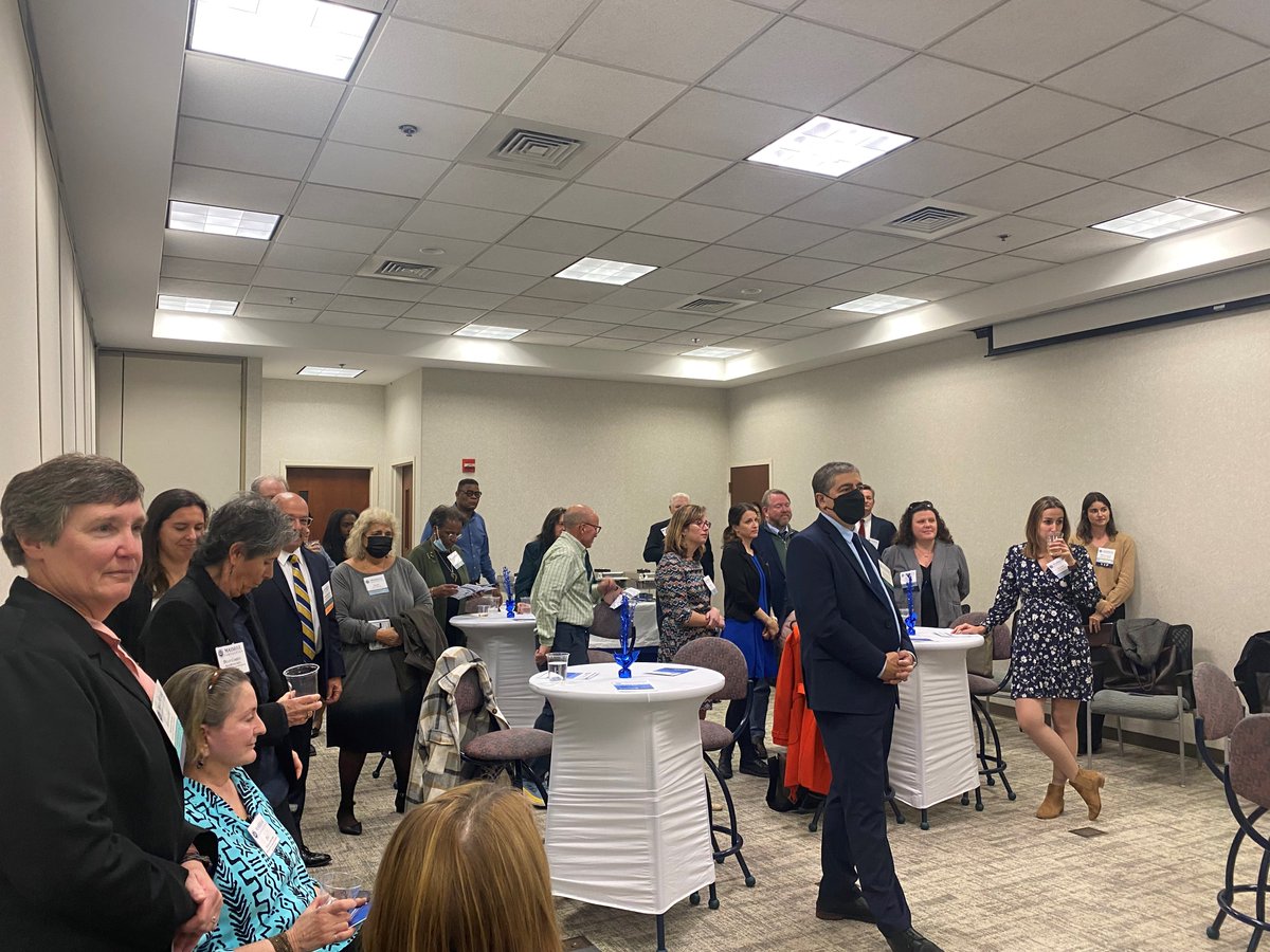 Thank you to those who joined us last Thursday in Springfield at our first Western MA event since the start of the pandemic! We were so happy to see many grantees, trustees, and fellows in attendance.
