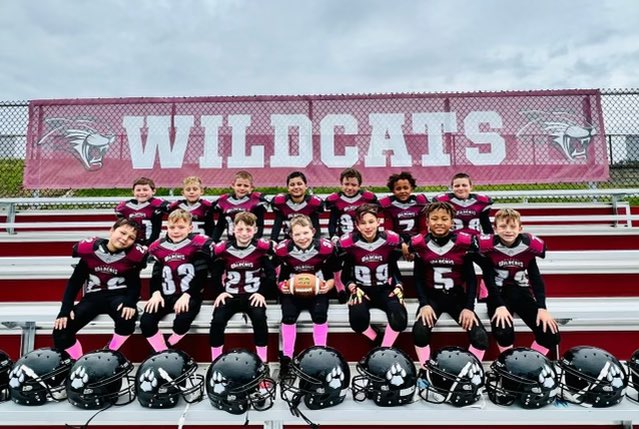 DanielleLegnard's tweet photo. Come on out and cheer on our Bethel U6 and U7 Youth Football Teams! Sunday 10/30 at BHS 9:00 and 10:30 GO wildcats! #ROAR @BethelCTSuper @brookskristen1 https://t.co/nxbX61Q7Gu