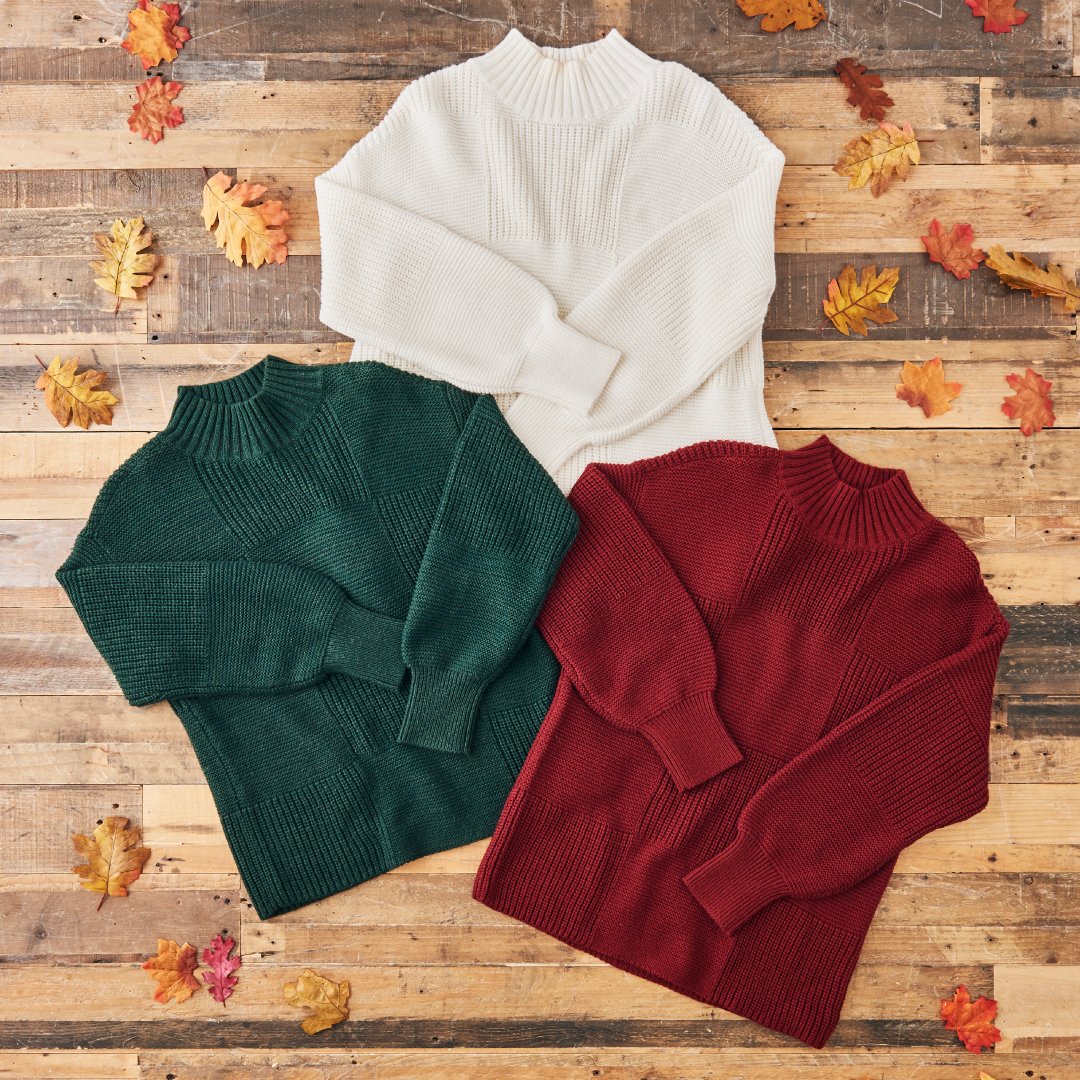 CBanksStyle's tweet image. This sweater works great for chilly denim days and fancier flowy skirts for in-between-seasons style! #exclusivelycb 🍂

Shop now! bit.ly/3VLeapV