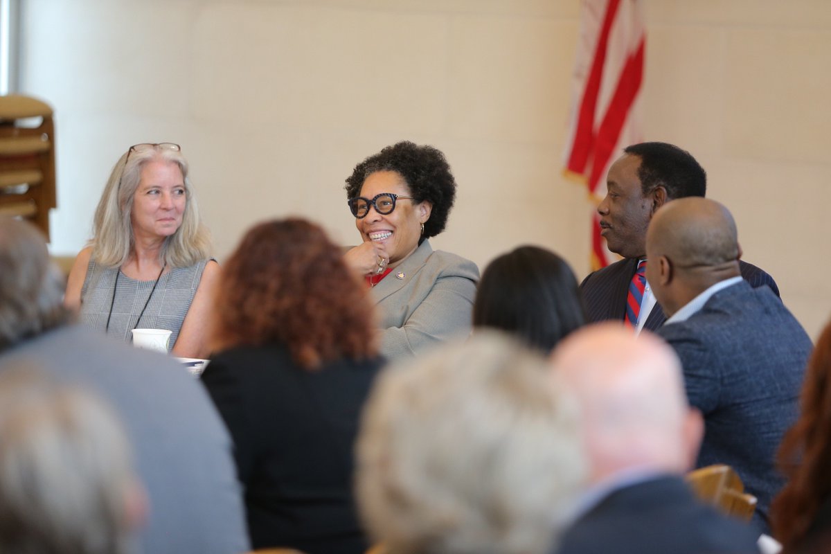 Orange County Mayor Jerry L. Demings (@ocflmayor) on Twitter photo Thank you <a href="/SecFudge/">Secretary Marcia L. Fudge</a> and the Homeless Services Network of Central Florida for today's round table discussion dedicated to finding housing and homelessness solutions in our community. Secretary Fudge also announced <a href="/HUDgov/">Department of Housing and Urban Development</a> is contributing $8.3M to directly serve our homeless youth. Thank you <a href="/SecFudge/">Secretary Marcia L. Fudge</a> and the Homeless Services Network of Central Florida for today's round table discussion dedicated to finding housing and homelessness solutions in our community. Secretary Fudge also announced <a href="/HUDgov/">Department of Housing and Urban Development</a> is contributing $8.3M to directly serve our homeless youth.