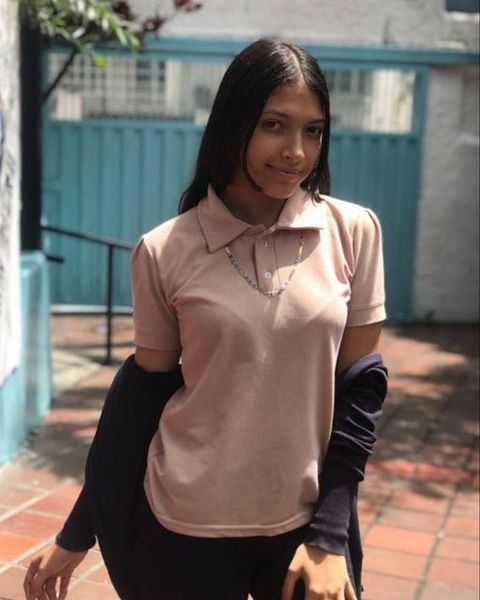 entintavioleta's tweet photo. #BuscarlasHastaEncontrarlas ♀️
Sounlymar Chiquin joven desaparecida ,vive en Pinto Salinas, Caracas. La ultima vez la vieron en la plaza La Candelaria en la Av Urdaneta.
Su madre se llama Suonsiret Ortiz y esta desesperada.
📲 Cualquier información comunicarse al  04122026882 https://t.co/N00hqB6bdl