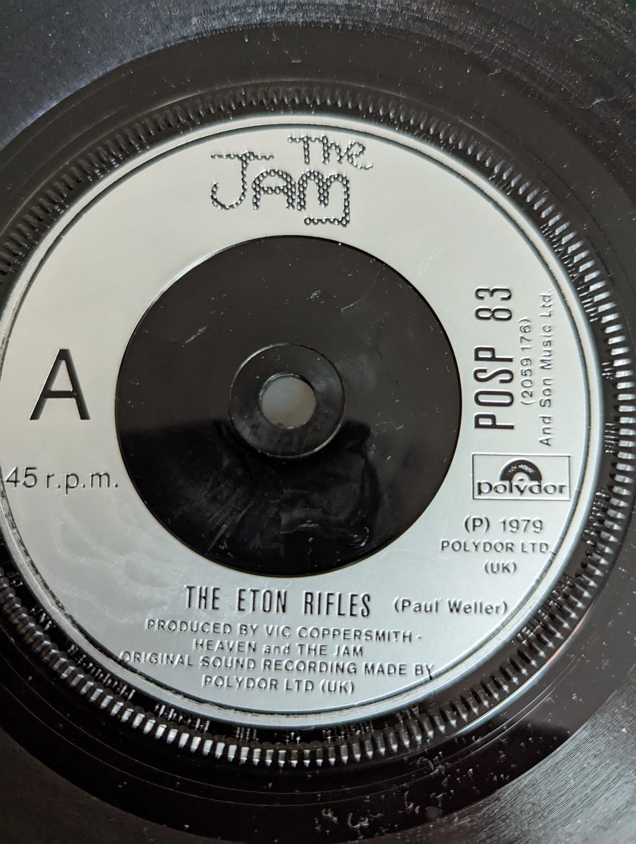 MIKEYWMS's tweet photo. #7single of the day :#theJam Eton rifles Polydoor records 1979.
 @NewWaveAndPunk @Kgero1965 
@pappa_mole @dickidot09 @TheRealSkeneo
@MarianneHawksw2 @MerylSebon 
@Sarahilovemydog @nigelburton5
@Notoldjustexpe1 @GarySlade5  @Jongold7Gold @zap210 https://t.co/zm1W305M0x