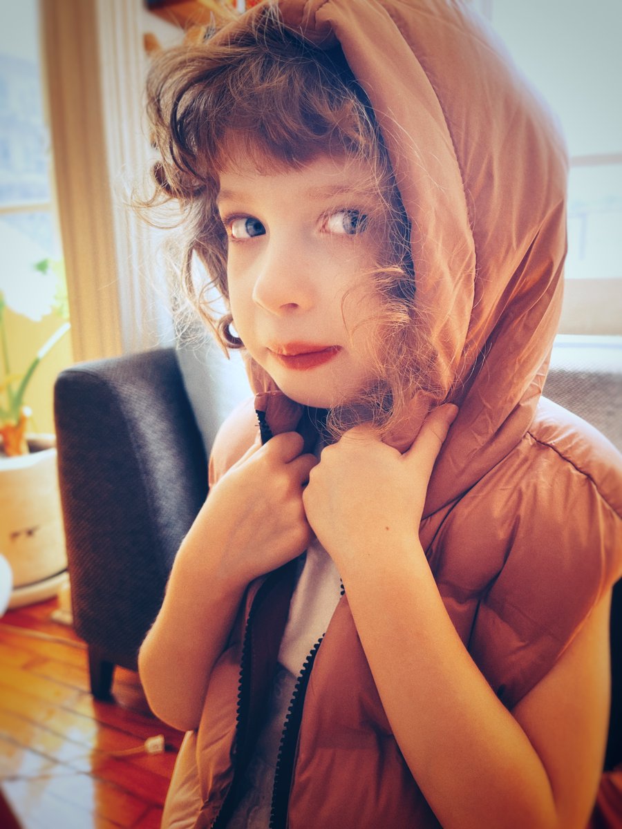 almartoday's tweet photo. Quería saber si alguien por aquí tiene algún contacto en @MetLife @metlifemx. Mi hija Blue necesita iniciar su tratamiento de quimioterapia y no logramos que lo autoricen. La historia de Blue y su enfermedad la pueden ver en IG @hernanalmar en la sección de historias destacadas. https://t.co/hbaod8wMqn