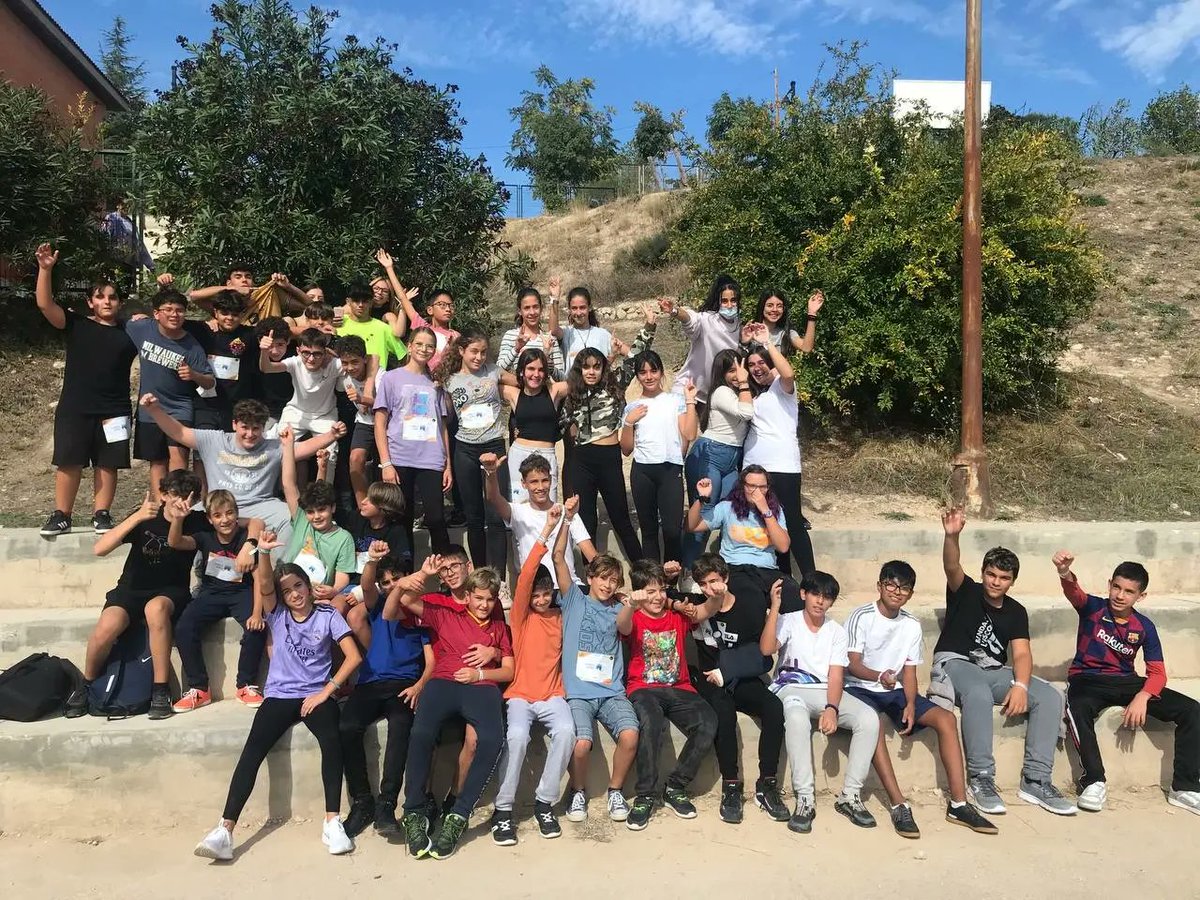 IES_Andreu's tweet photo. Divendres 21 d'octubre, l'Andreu va tornar a córrer per contribuir a la cura de la leucèmia infantil.
#VueltAlColeUnoentrecienmil
@unoentrecienmil @InurvisBello
#PEAFS #SelloVidaSaludable https://t.co/3cLfkC21Ke