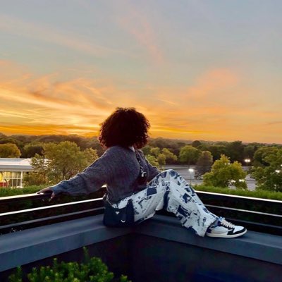 Keem15Baby's tweet photo. What home feels like 
 #NewProfilePic https://t.co/c2U2jFioBP