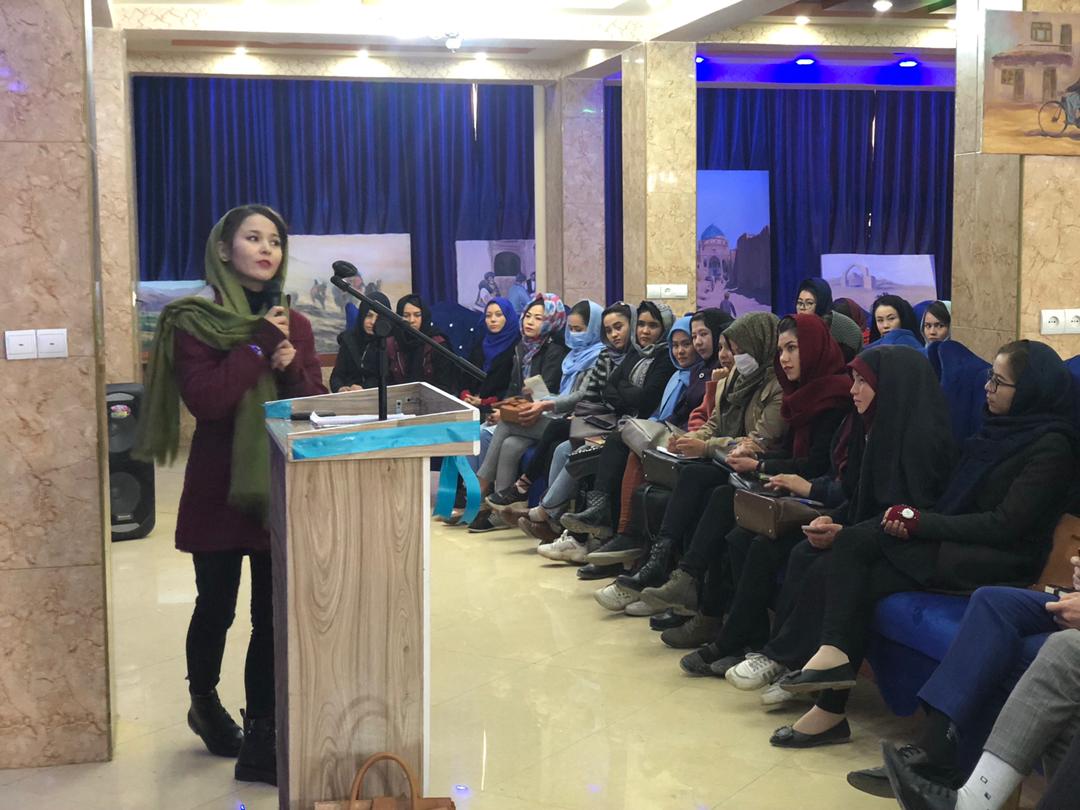 nasima_rasa's tweet photo. صدای دختران سرزمینم 💚 https://t.co/TLPFWZEMmS