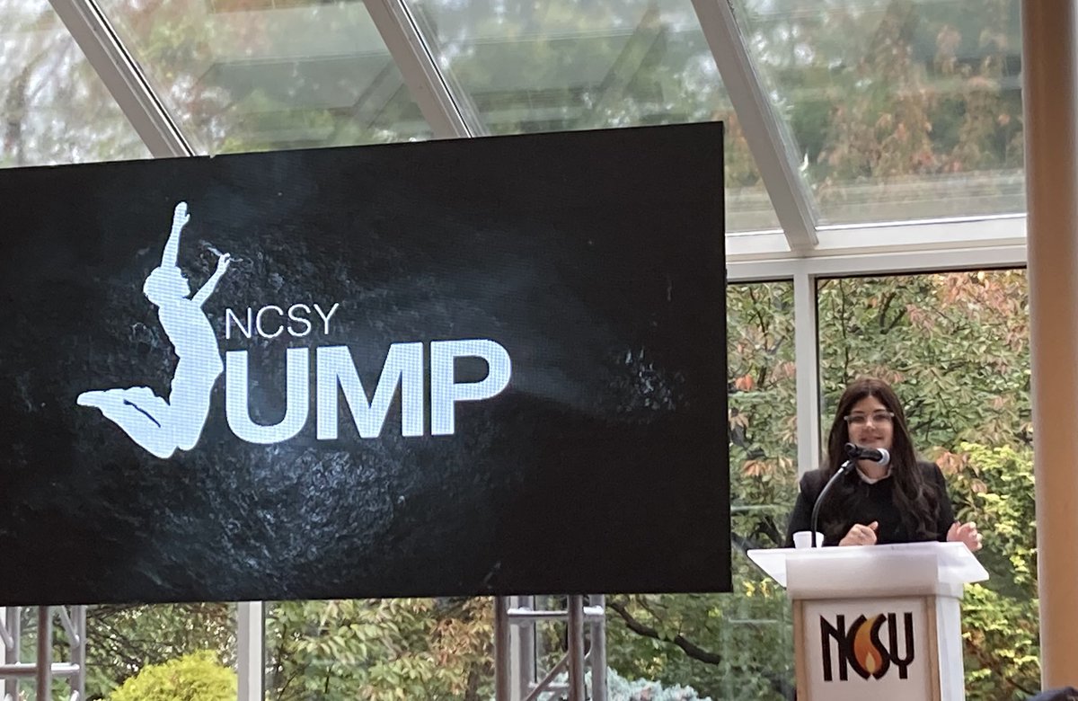 MicahGreenland's tweet photo. Privileged to be with hundreds of Jewish teens - current and future leaders - at @NCSY JUMP and JSU Presidents Conference as they hear a leadership message from the incredible Avital Chizhik-Goldschmidt @avitalrachel https://t.co/z93BIijh9e