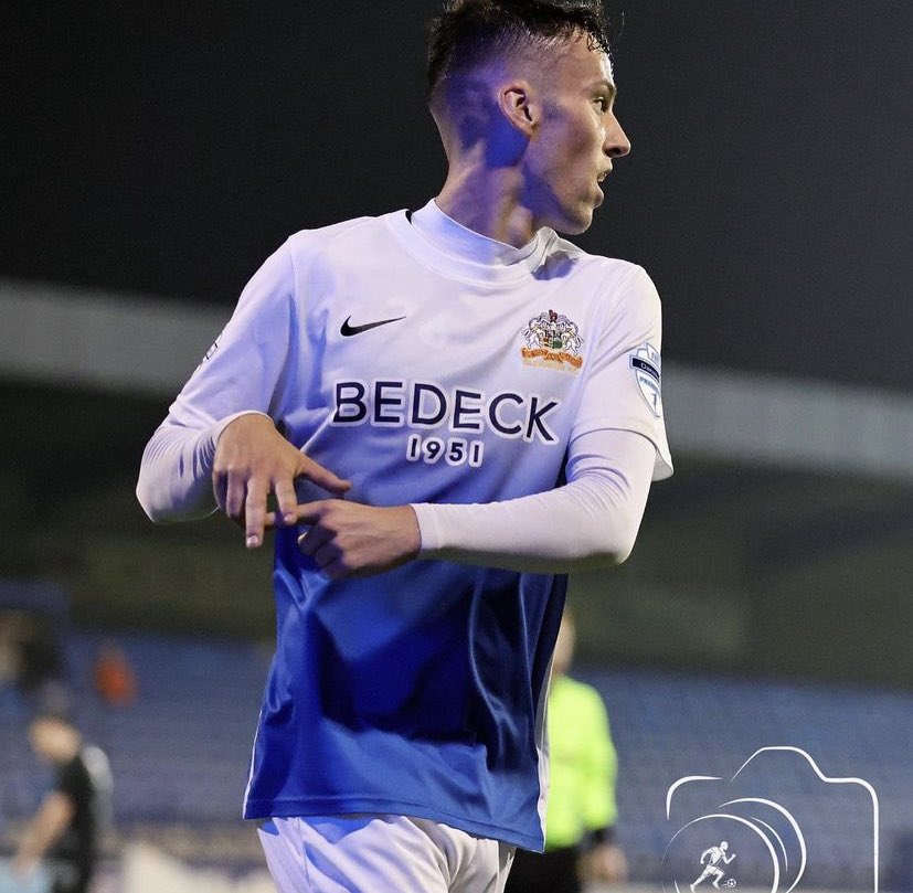 IFBMedia's tweet photo. Scouting Series Week 8: Danske Bank Premiership✅
Name: Josh Doyle
Age: 21
Height: 1.86m
Foot: Right 
Country: 🇮🇪
Club: Glenavon FC
Past Clubs: Shamrock Rovers U19s, Bluebell United
Position: CF
Strengths: Composure, Technique, Bravery, Finishing, Anticipation and Work Rate https://t.co/gKFOEqVOWu