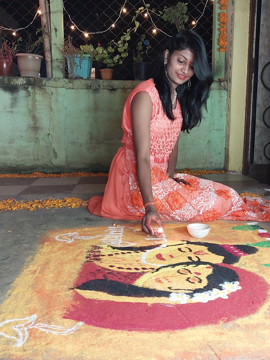 akshaymahajannn's tweet photo. Small tribute to #RamSetu from my sister
On the occasion of diwali
She design shri Ram Sita rangoli
#RamSetuTomorrow
@akshaykumar https://t.co/RozUxmGtqx