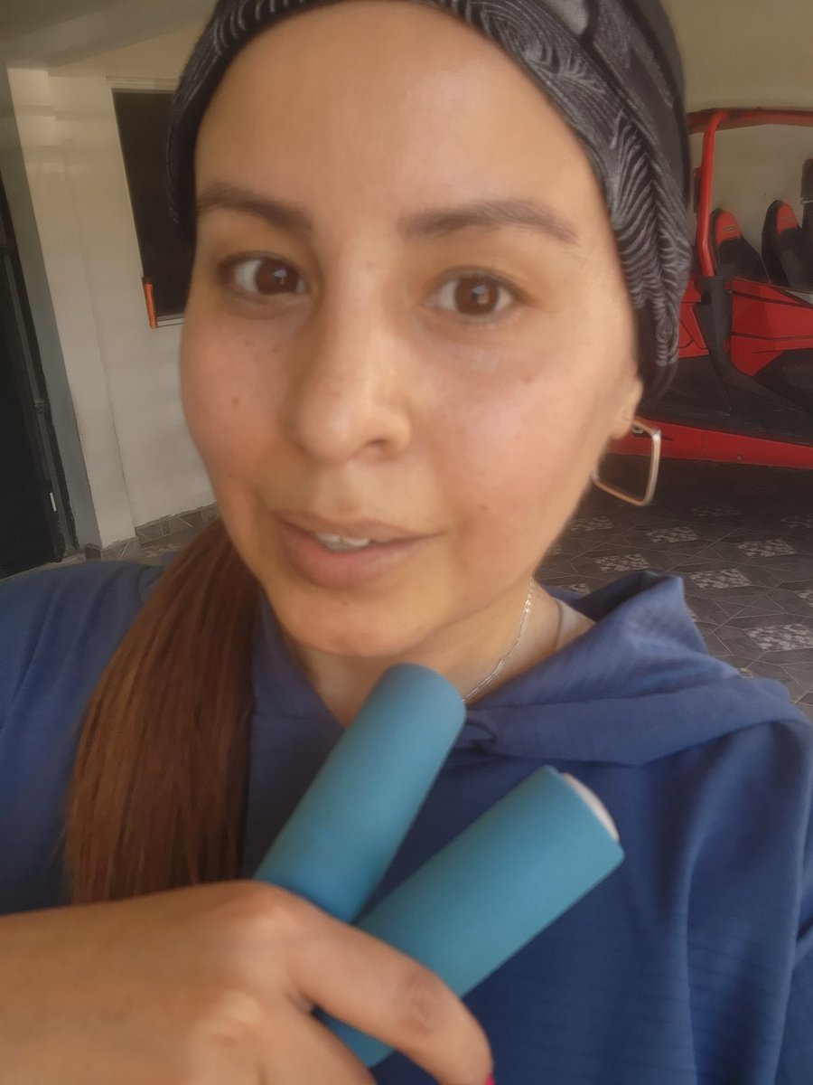 EzthelaCastro's tweet photo. Nueva semana, nuevos números 😊 
870 en 30. Dia 17 
#DiosManda #undiamenos #undiaalavez 
En mis retos #Yomando https://t.co/nJUSJ3Davm