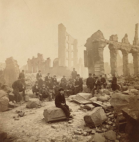 NAofSFM's tweet photo. The Great Boston Fire of 1872 was Boston’s largest fire. It destroyed 776 bldgs across 65 acres. In a controversial effort to create fire break, bldgs were blown up w/ gun powder. Despite the size of the fire, the total deaths were only 13, including 2 firefighters. #FireHistory https://t.co/Xi2DUL8niv