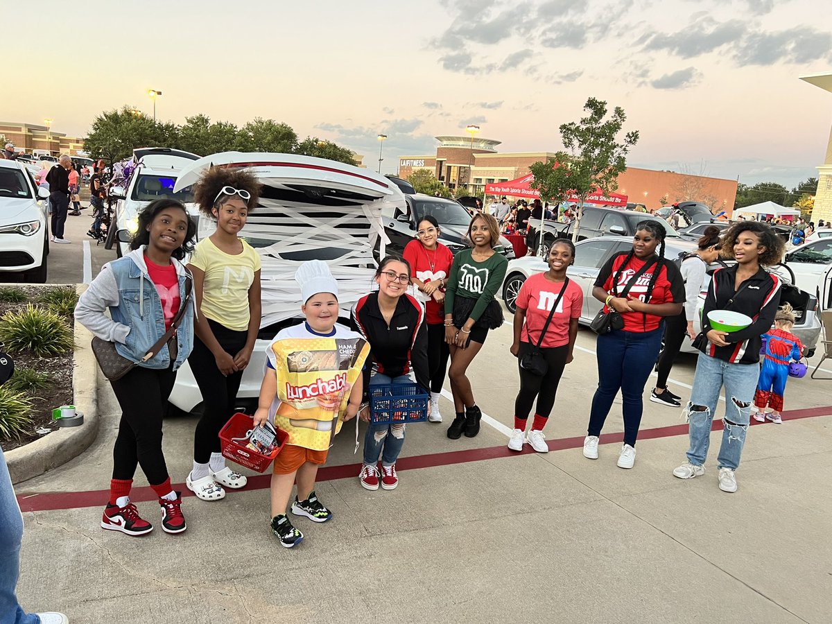 R.E.D. Storm tweet media