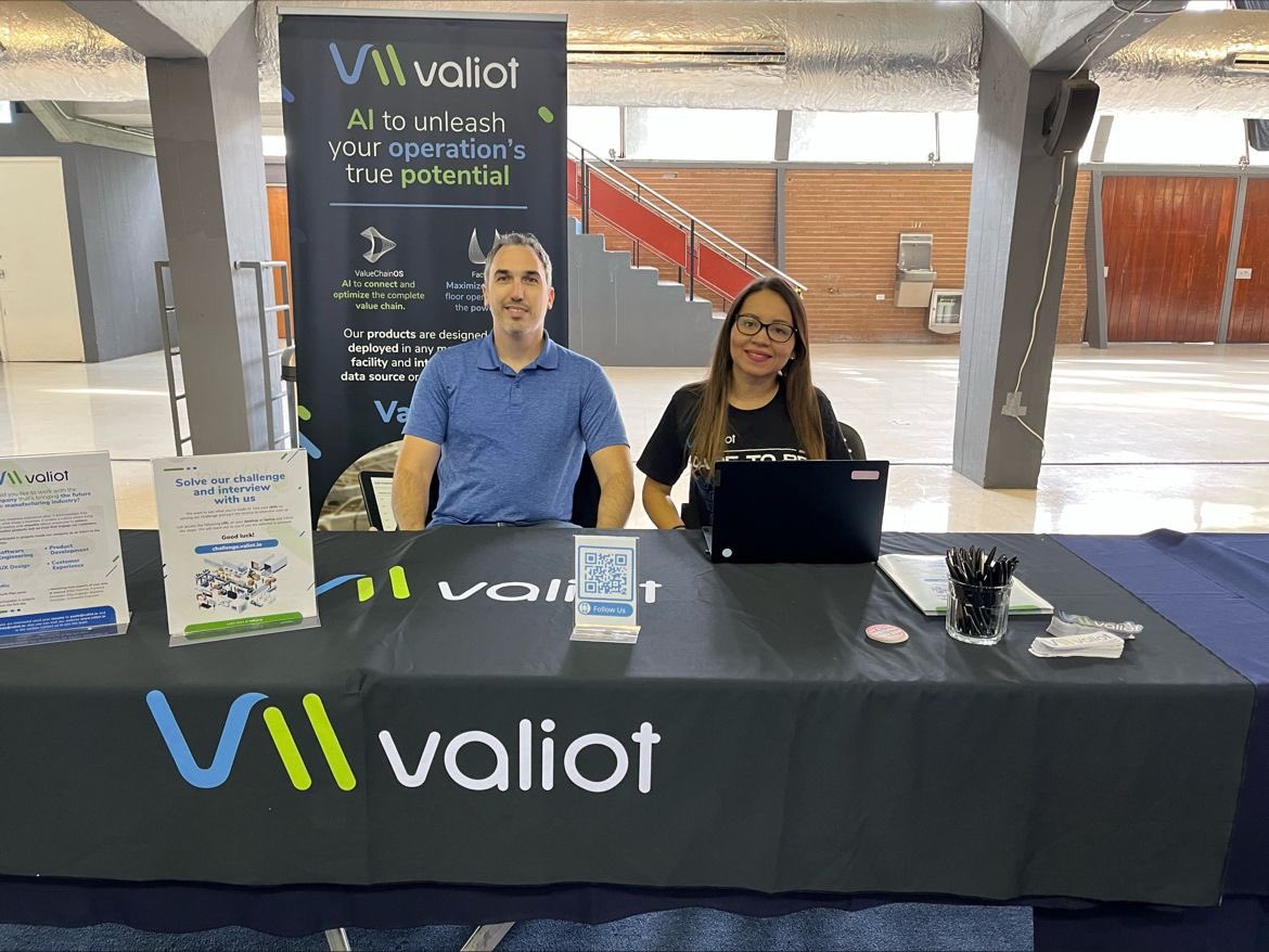 valiot_io's tweet photo. 👨🏻‍💻 We’re proud to sponsor this year’s 10K Challenge @TecdeMonterrey!

Come by our booth to learn about us and about our challenge, for a chance to interview with us and to win a #nintendoswitch.

Visit: https://t.co/LxtfFcxQ5A to enter. Good Luck! 🍀 

#techjobs #aijobs #mljobs https://t.co/9gch8oXfoj
