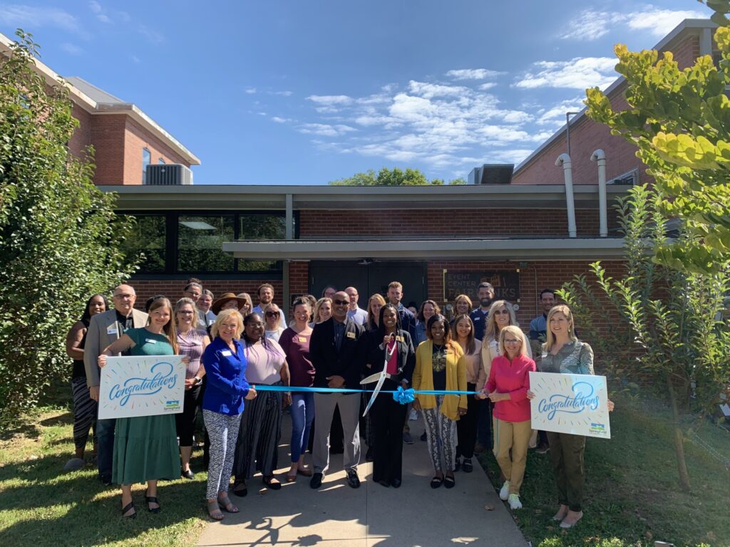 GreaterMissouri's tweet photo. Congrats #GreaterMO Alum Amby Lewis! Amby is Founder &amp; President of @AGirlLikeMeNet1, a Springfield nonprofit which just opened their new space! The nonprofit offers mentorship, life skills, STEM preparation, &amp; more for girls in 5th grade to college. https://t.co/DqUYI1q9fu https://t.co/RQDxvYQSHK