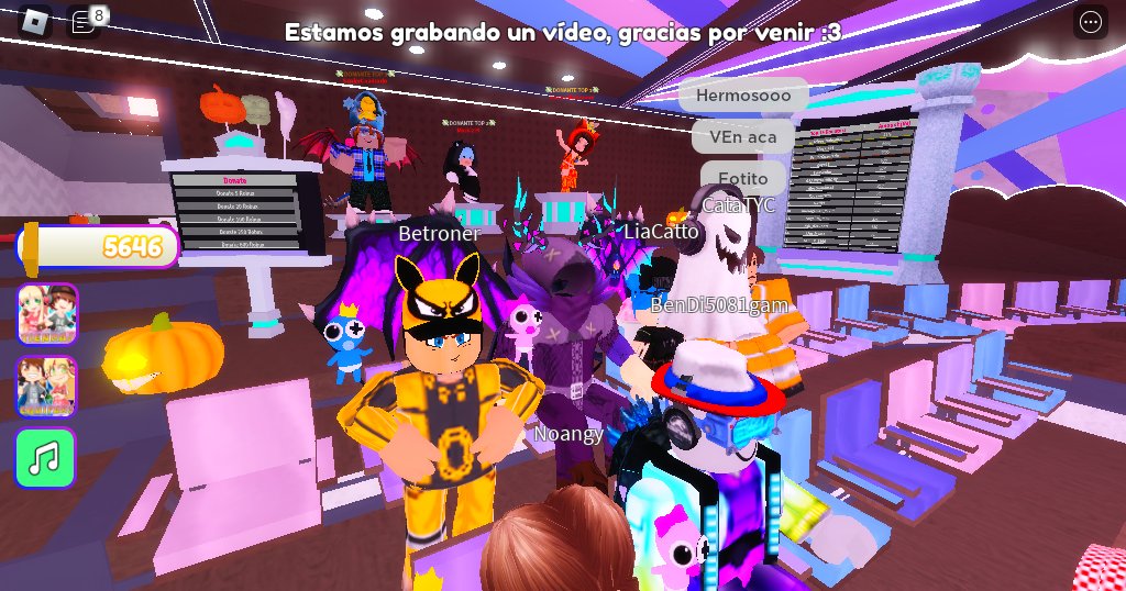 elshowdebyn's tweet photo. Uooo! Ya tenemos el trailer grabado! Ha sido muy divertido! Gracias por jugar con nosotros 💜🥳 #roblox #elshowdebyn @BetronerGames @NoangyGames  😍🤪😎😊 https://t.co/v1dImoU0QB