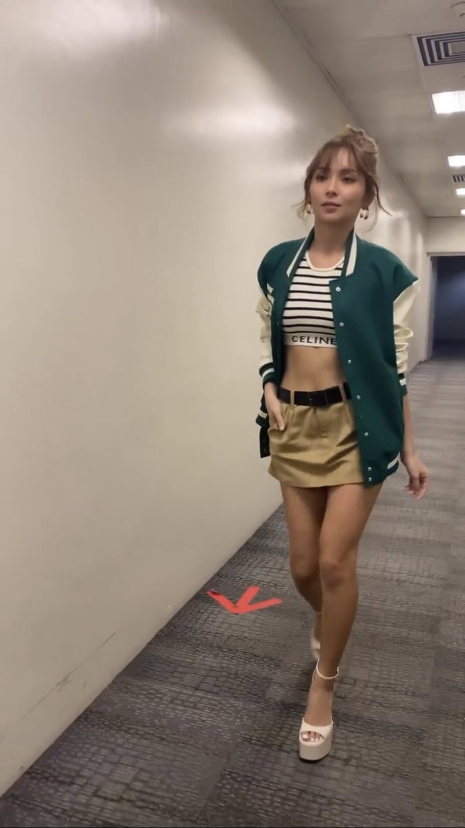 KathCakeCess's tweet photo. Thatβs our Queen @bernardokath π₯π₯π₯ #StyledByKimandBoopYap
#BarbieDoll π
π» https://t.co/phMKXztEeV
#2G2BTFinaleMediaConference
LOYAL RoadToFinale
#2GoodRealScore https://t.co/L636dYbPp0