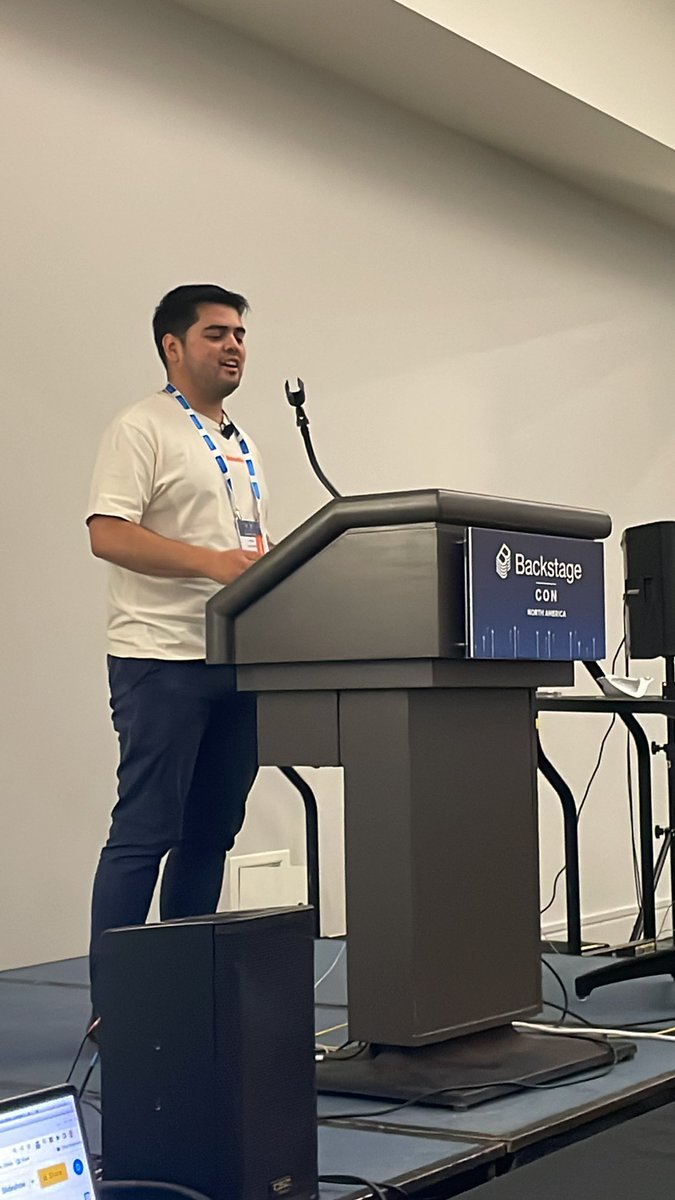phennex's tweet photo. @jorgelainfiesta provides us with a glossary for #backstage. It’s important to have the same understanding of the terms. #BackstageCon #KubeCon https://t.co/iWjnyXJ18B