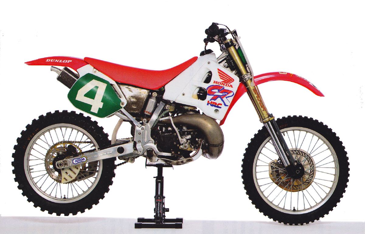 TheRealTimTeale's tweet photo. Twist and Go automatic Motocross bike - never knew such a thing existed! 

1991 RC250MA of Takayuki Miyauchi https://t.co/YEcSSJD8JR