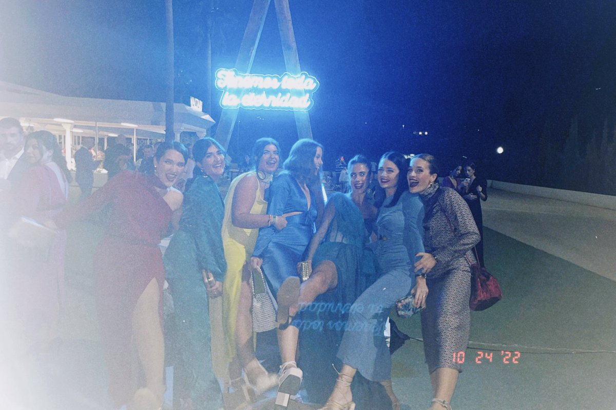 marinatorres_03's tweet photo. Tenemos toda la eternidad para estar juntas✨❤️ https://t.co/RnaWTLDJLi