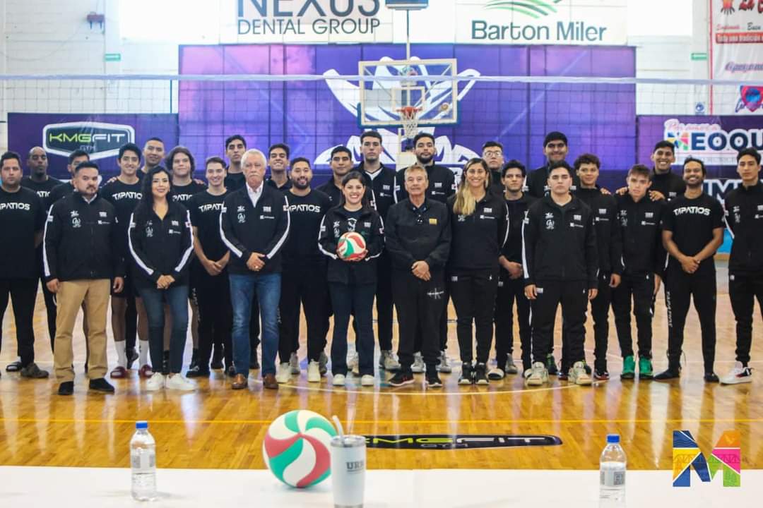 JREYESREAL's tweet photo. Arranco la #LigaMexicanaDeVoleibol @FMVBvoleibol #VaquerosURN https://t.co/jbjN51y2jg