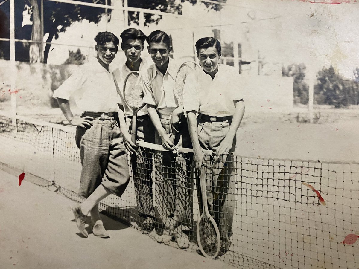 cemreyucekok's tweet photo. Dedem Ahmet Rafet (soldan ikinci) 1912’de Vodina’da doğmuş. 
Fotoğraf 1931’de Konya’da tenis oynadıktan önce ya da sonra çekilmiş. 
91 yıl önce. 
Dedem 19 yaşında. 
Lakabı Güzel Ahmet. 
Konya bahçelerinde tenis oynanıyor. 

“Dede bağçasında tenis sahasında enstantina. 12-10-1931” https://t.co/z787A2ZApv