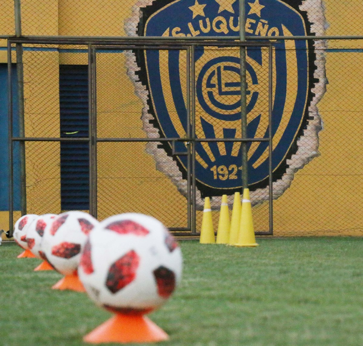 Sportivo Luqueño Pictures That Go Hard (@luquehardpics) on Twitter photo 