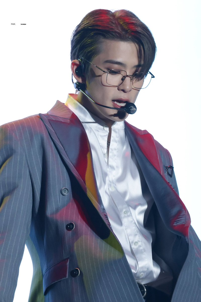 jaehyun pics tweet media
