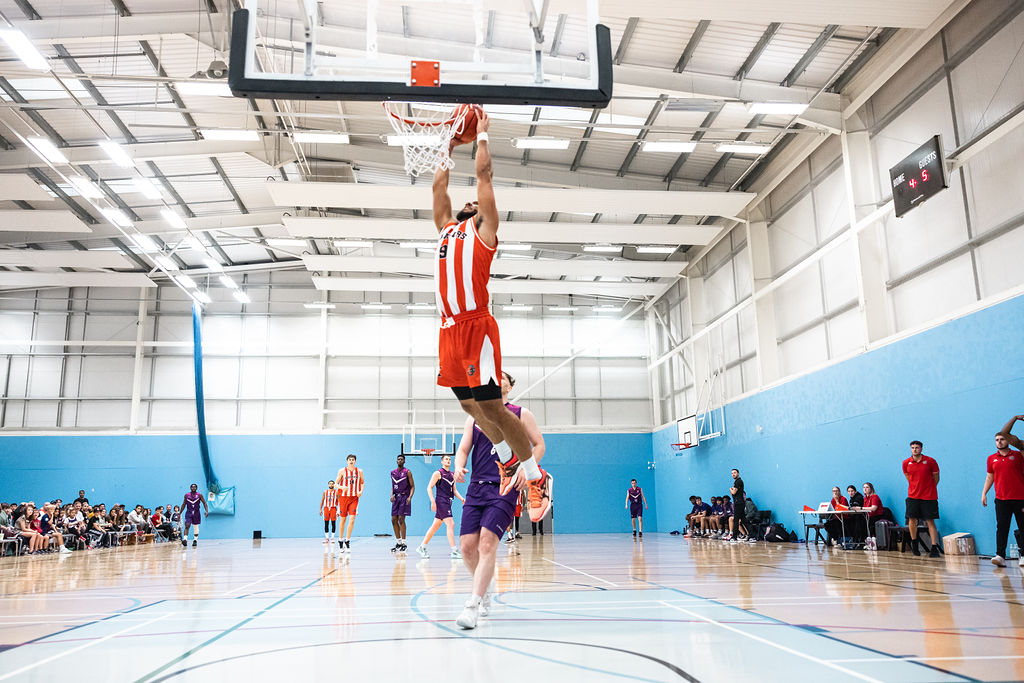 🏀 MK Breakers Shoot Past Arrows In National Cup 🏀 The Breakers showed their mettle against the home-side in what was an exciting encounter that saw Dante Langley explode for 40pts on an efficient 52 FG%. Full Match Report & Ticket Details: buff.ly/3TuaUxu