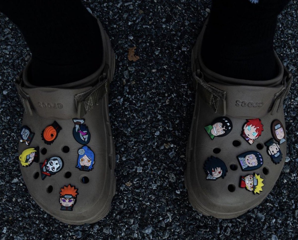 SoulKingLives's tweet photo. It costs $0.00 to retweet &amp; help me grow please. 

$5 anime croc charms bundles I made, that other people stole! https://t.co/0GRXPwYWCk