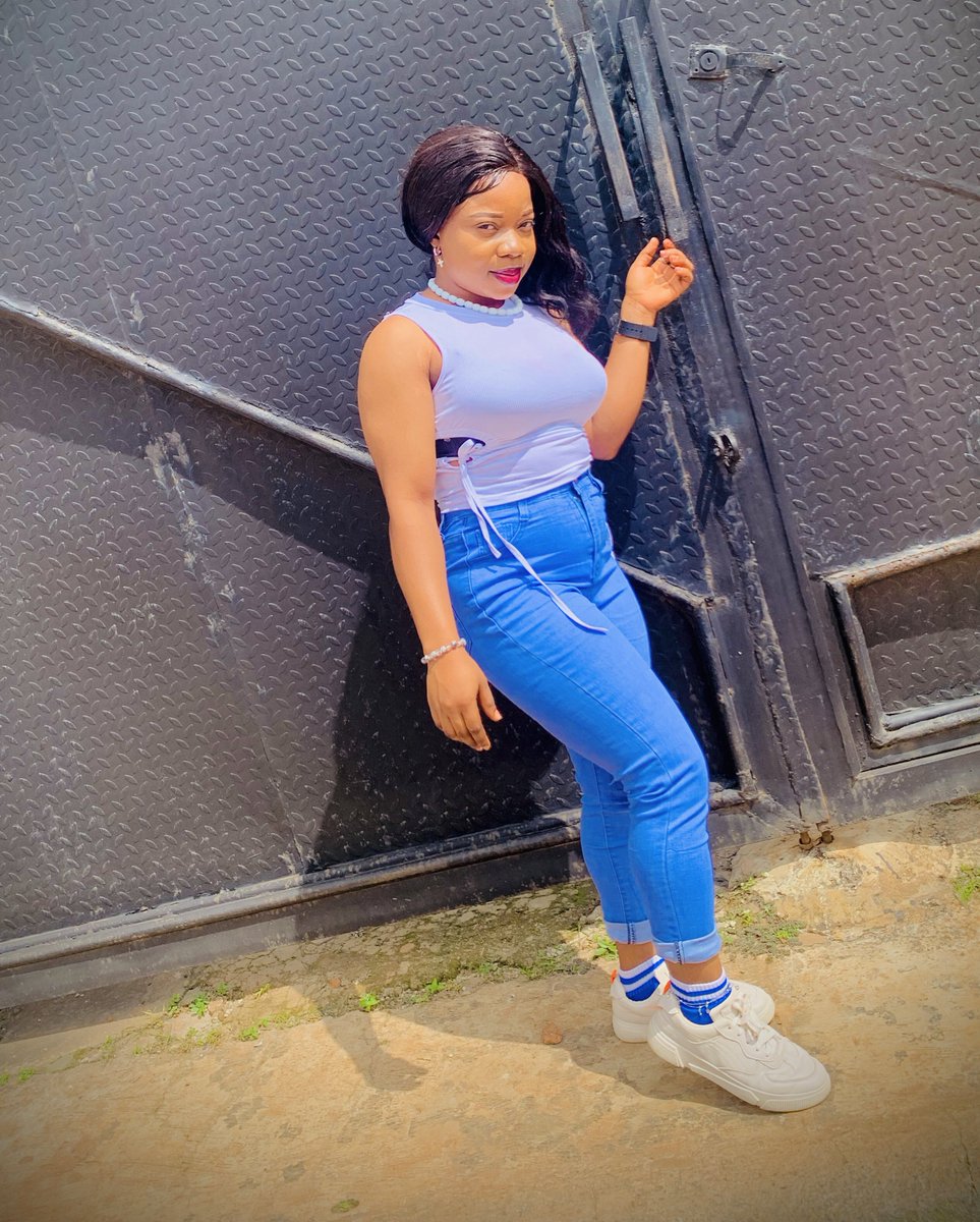 MissRozapepper's tweet photo. They laughed at us, They didn't believe in us, GOD DID 🤞🏾#30BG https://t.co/aZitsHzkUf