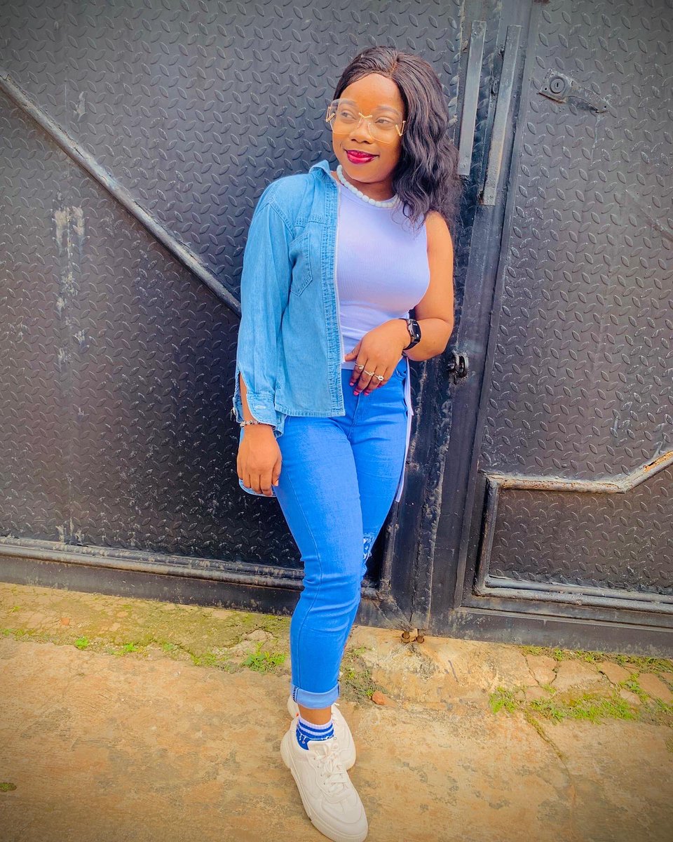 MissRozapepper's tweet photo. They laughed at us, They didn't believe in us, GOD DID 🤞🏾#30BG https://t.co/aZitsHzkUf