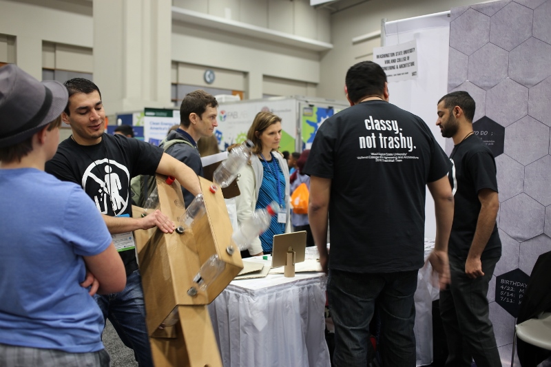 EPARegion10's tweet photo. EPA's People, Planet and Prosperity (P3) college student design competition is now open! Join a webinar tomorrow, Oct. 25 at 11am Pacific to learn about the program and how to apply for up to $75k in #EPAp3 funding: https://t.co/6MhAJyUH07 https://t.co/6y0ZSrWMog