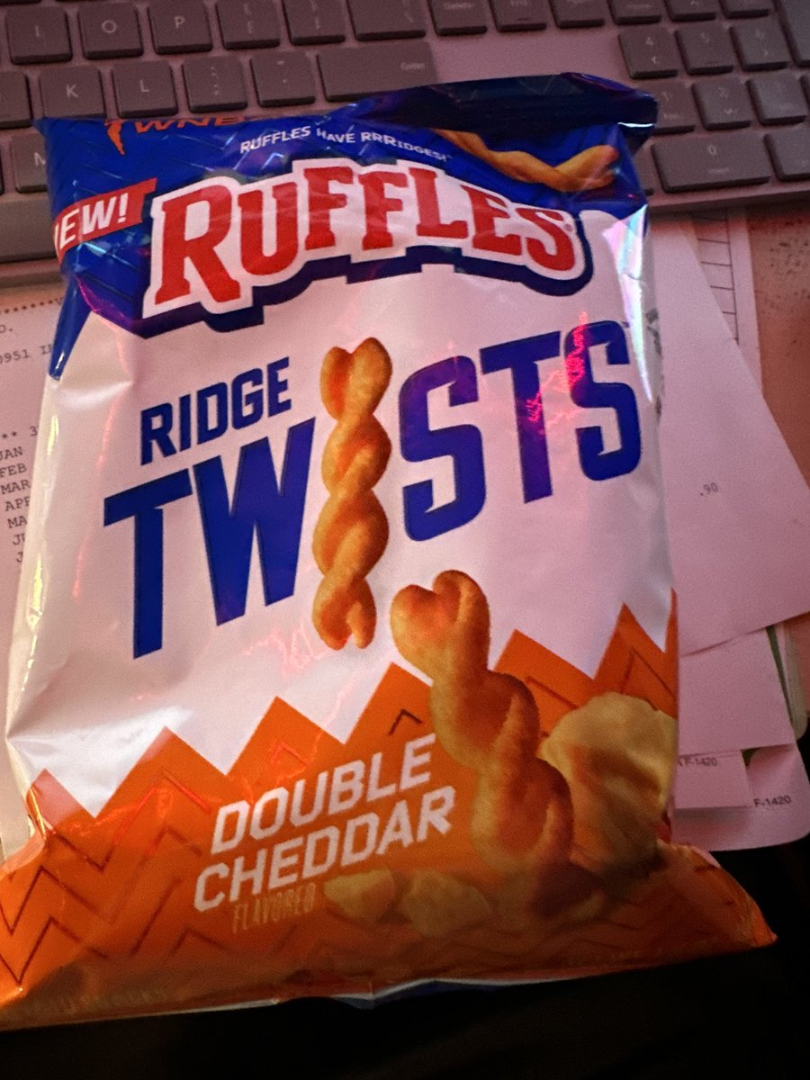 thechipmanlives's tweet photo. Tried out @RUFFLES #twists https://t.co/37nrq8e5J4