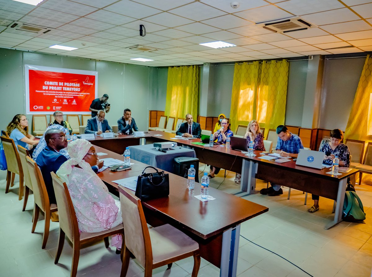 Ce vendredi 21octobre 2022 à Nouakchott s'est tenue la réunion du 3eme Comité de Pilotage du projet Temeyouz sous la présidence du SG de la Santé de la Mauritanie et en présence de l'Agence Française de Développement, bailleur du projet.