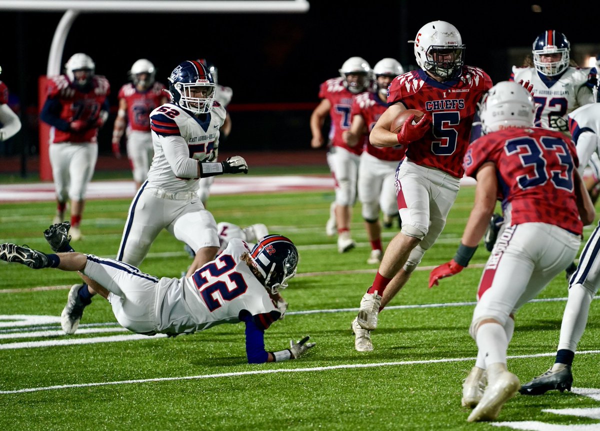 ReneaLauck's tweet photo. Congratulations @McgoldrickNate  on breaking his career record on receptions and receiving yards @IHS_ChiefsFB  @WNYAthletics  @IroquoisAthlet1 ❤️🏈 https://t.co/FA3Qw3Rlox