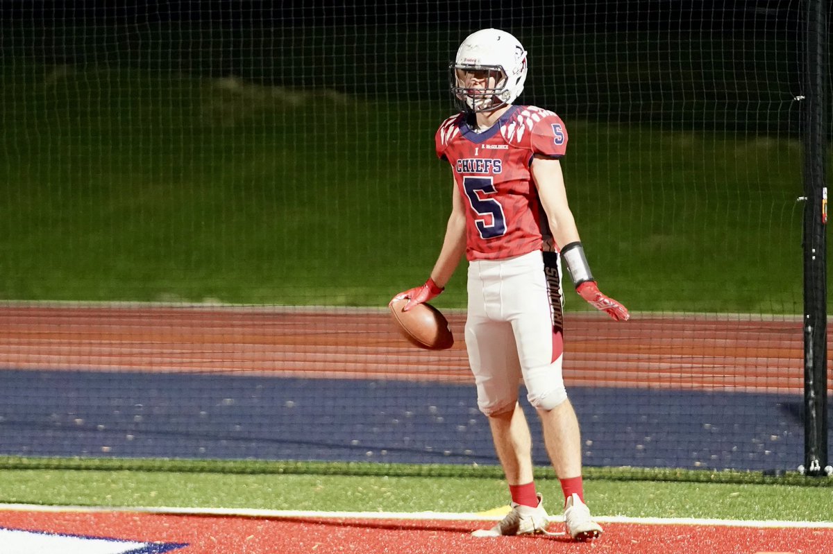 ReneaLauck's tweet photo. Congratulations @McgoldrickNate  on breaking his career record on receptions and receiving yards @IHS_ChiefsFB  @WNYAthletics  @IroquoisAthlet1 ❤️🏈 https://t.co/FA3Qw3Rlox