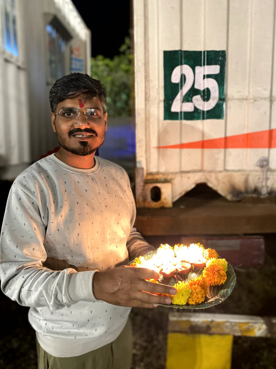 जीवन की यादगार दिवाली , भारत जोड़ो कैंप , गुडेबेलुर , तेलंगाना .