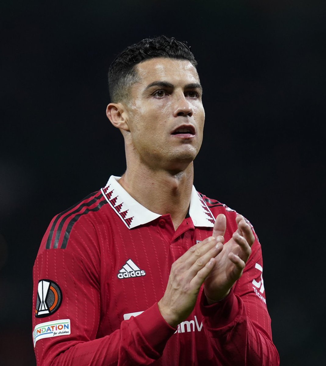 OficialSala12's tweet photo. Segundo o AS, Cristiano Ronaldo está aberto a ouvir propostas da América em janeiro.

BRASILEIRÃO e MLS serão suas preferências. Já pensou?? https://t.co/SrjKeYPzdE