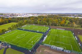 Half term this week is there any FREE coaching sessions going on at these FA/Premier League hubs across Liverpool, for those thousands of kids who's parents are struggling in such difficult times #freefootballcoaching