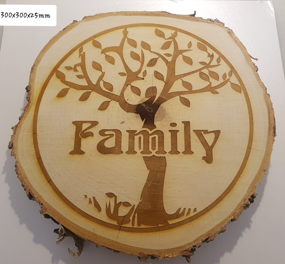 signsofperth's tweet image. Some new laser engraved items are now available via our online shop. signs-and-designs.sumupstore.com Including tree slices, wall decorations and chopping boards.