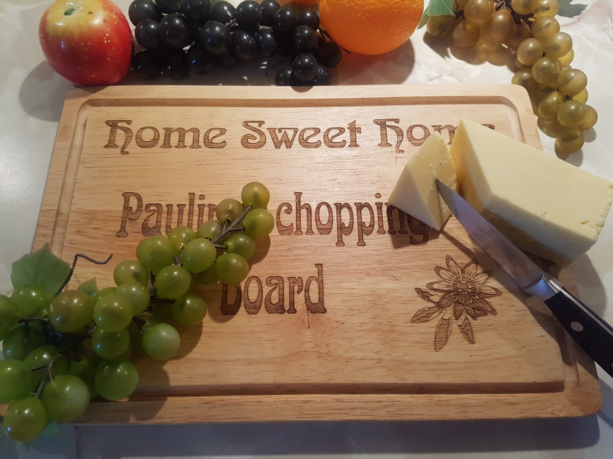 signsofperth's tweet image. Some new laser engraved items are now available via our online shop. signs-and-designs.sumupstore.com Including tree slices, wall decorations and chopping boards.