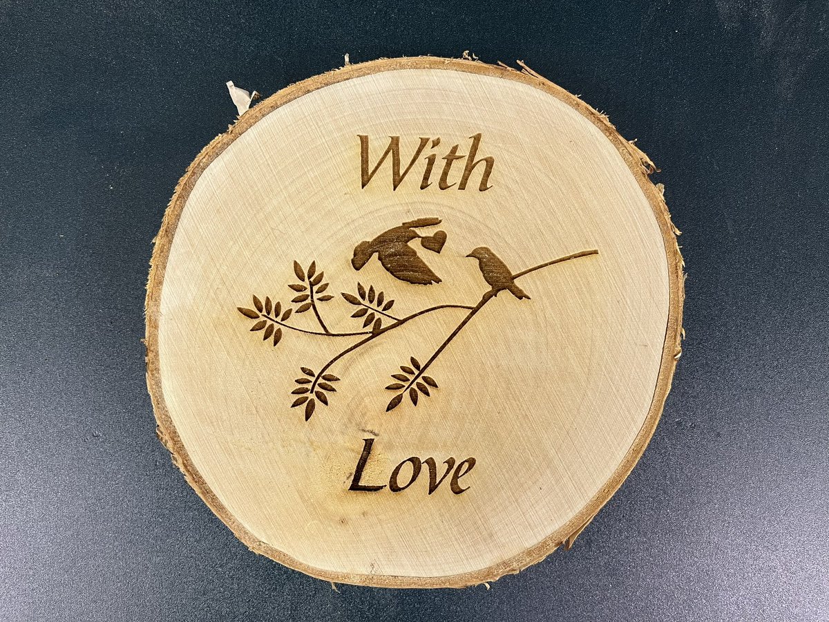 signsofperth's tweet image. Some new laser engraved items are now available via our online shop. signs-and-designs.sumupstore.com Including tree slices, wall decorations and chopping boards.
