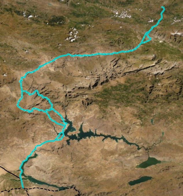 1/ #MINERVA project update. In case you are wondering what I'm up to, behold: road Melitene-Satala, connecting two Roman legionary bases on the limes in Cappadocia. #Romanroads #archaeology