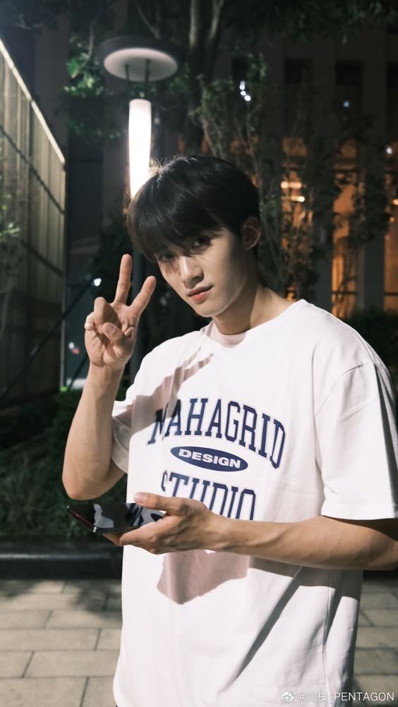 _huangism's tweet photo. to my forever boyfriend 😭 you will never know how much you have taught me to be authentic and loving but I hope today you'll know that you are SOSOSOSo loved 💘 happiest yanan day! 🧚‍♂️

 #언제나_함께_옌안아_생일축하해
#EternalPrinceYananDay https://t.co/wkDspB2Csn